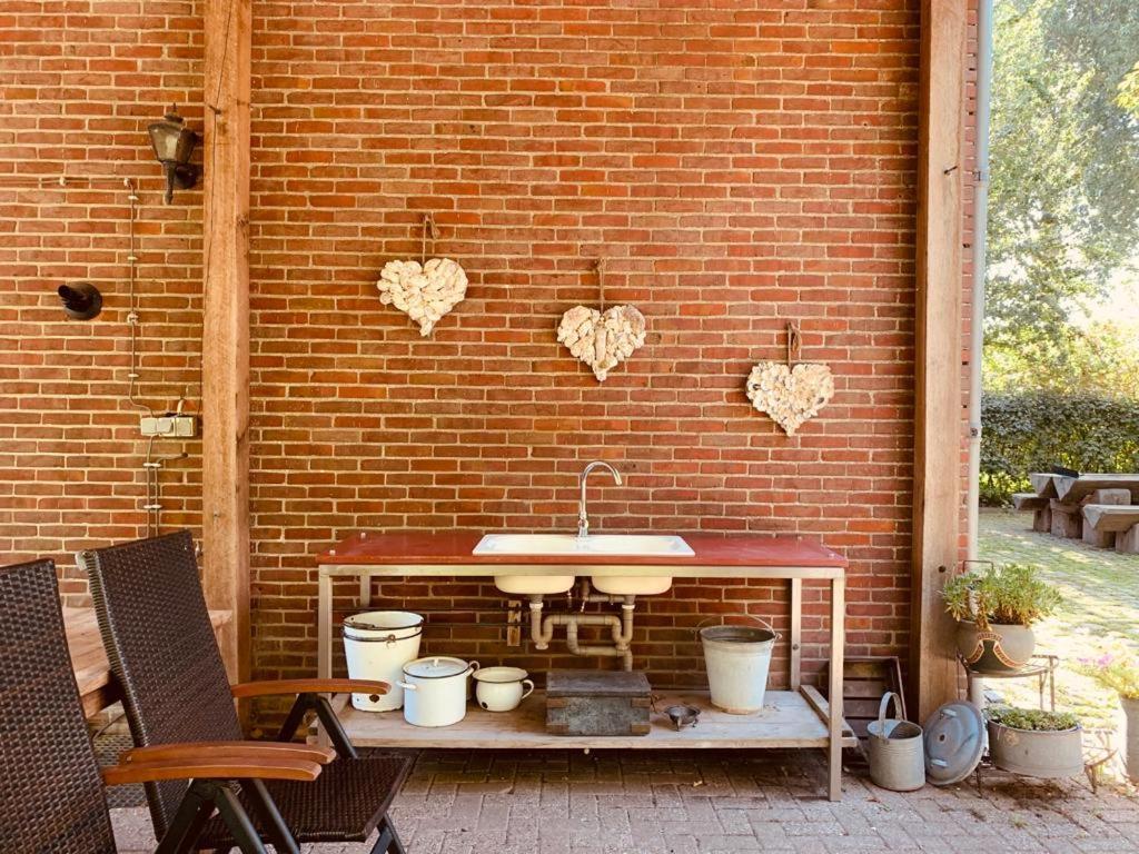 Logeren op de Thoolse Parel Boerderij Villa Stavenisse Buitenkant foto